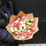 Букет кустовых роз микс 40 см — изображение 6